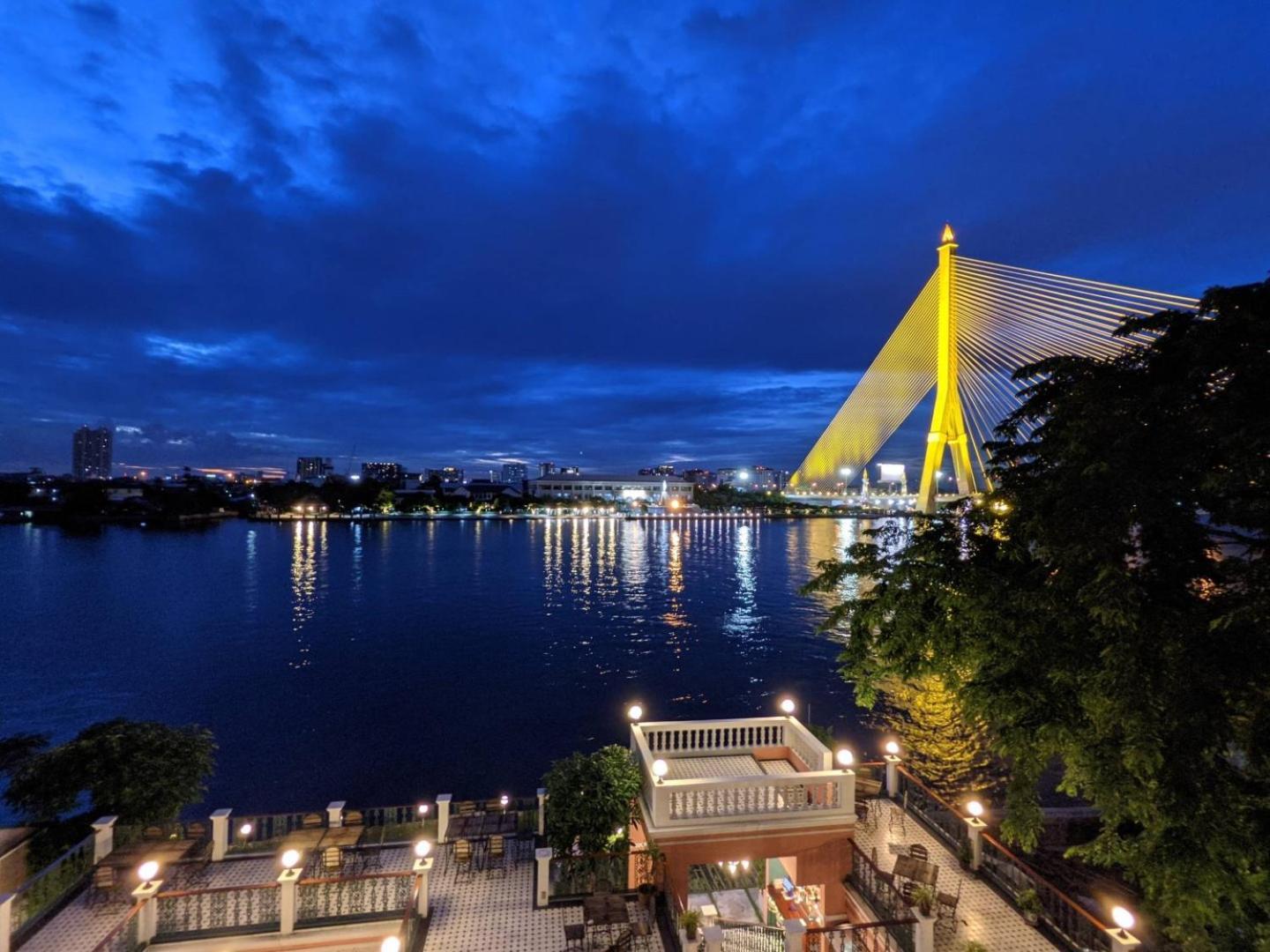 Hiranyakul House Hotel Bangkok Buitenkant foto
