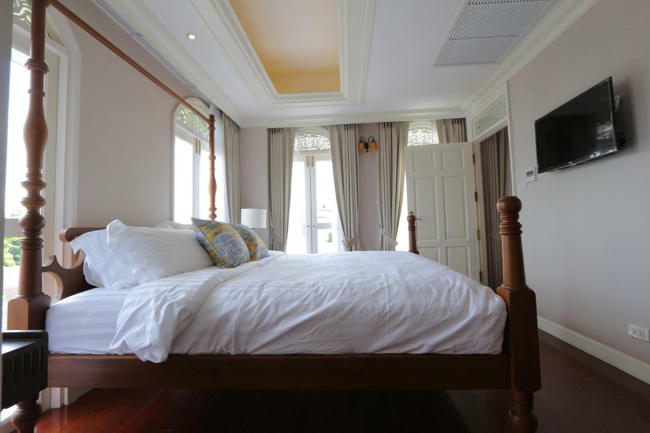 Hiranyakul House Hotel Bangkok Buitenkant foto