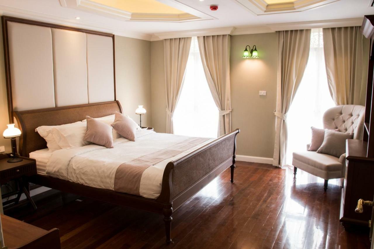 Hiranyakul House Hotel Bangkok Buitenkant foto